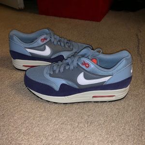 Women’s Nike Air Max 1